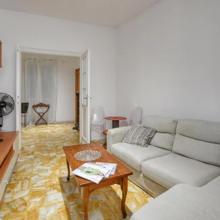 2 Bedroom Gorgeous In * 拉帕洛